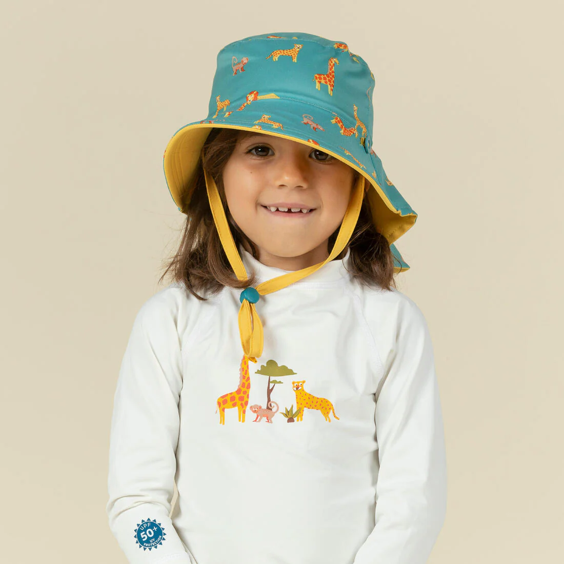 Chapeau anti uv bébé réversible jaune et bleu imprimé savane – Image 3