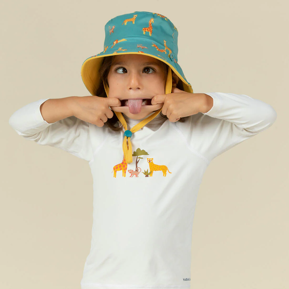 Chapeau anti uv bébé réversible jaune et bleu imprimé savane – Image 7